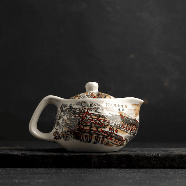 Tetera Oriental pequeña