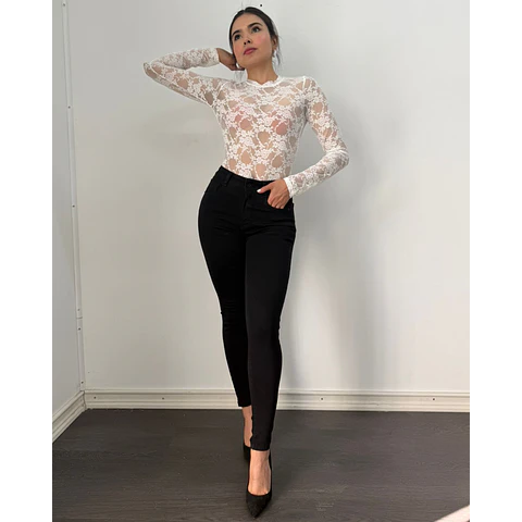JEANS SKINNY NEGRO CLÁSICO NACIONAL JF2603-SN
