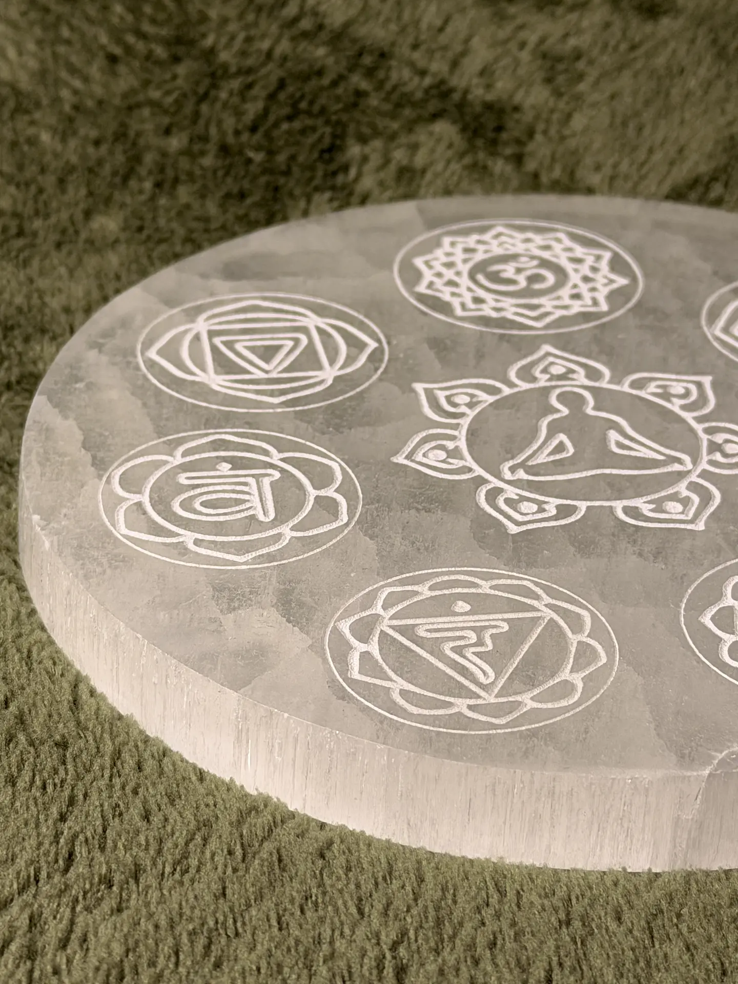 Base 7 chakras em Selenite 3