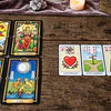 Baralho cigano vs baralho de tarot: qual escolher?