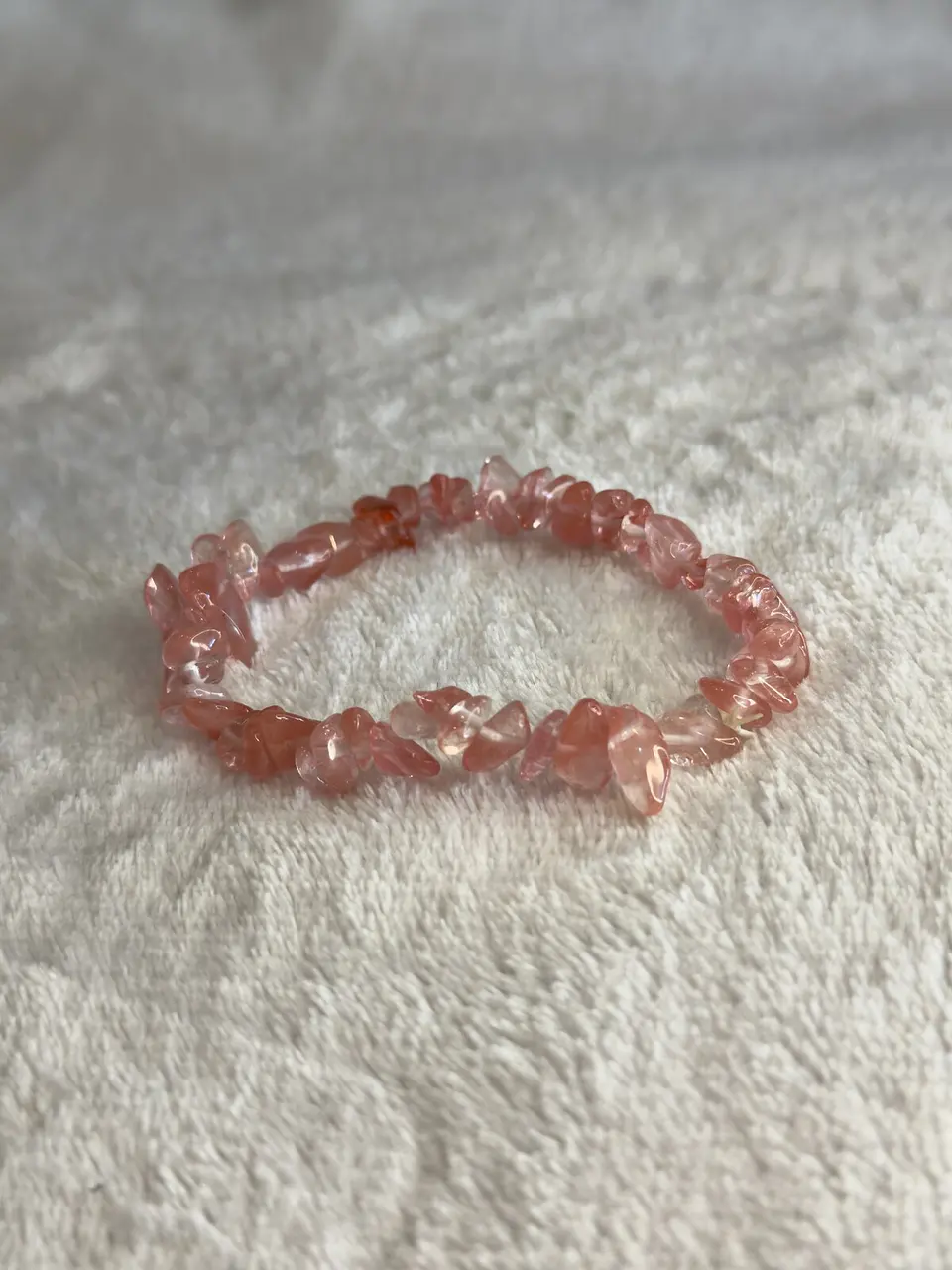 Pulseira de Quartzo Cherry em Lascas – Amor e Harmonia 3