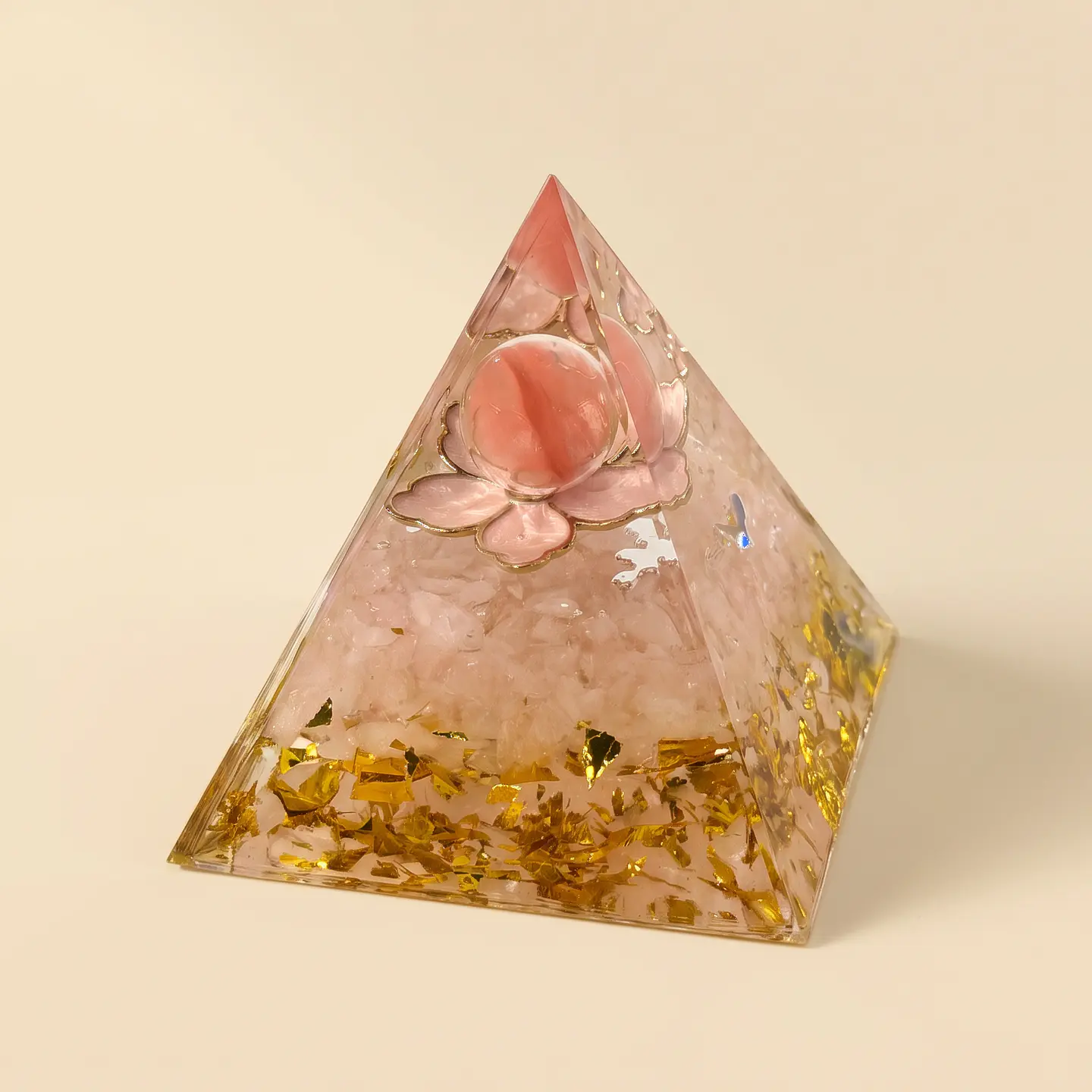 Pirâmide de Orgonite de Quartzo Cereja – Atrair o Amor 2