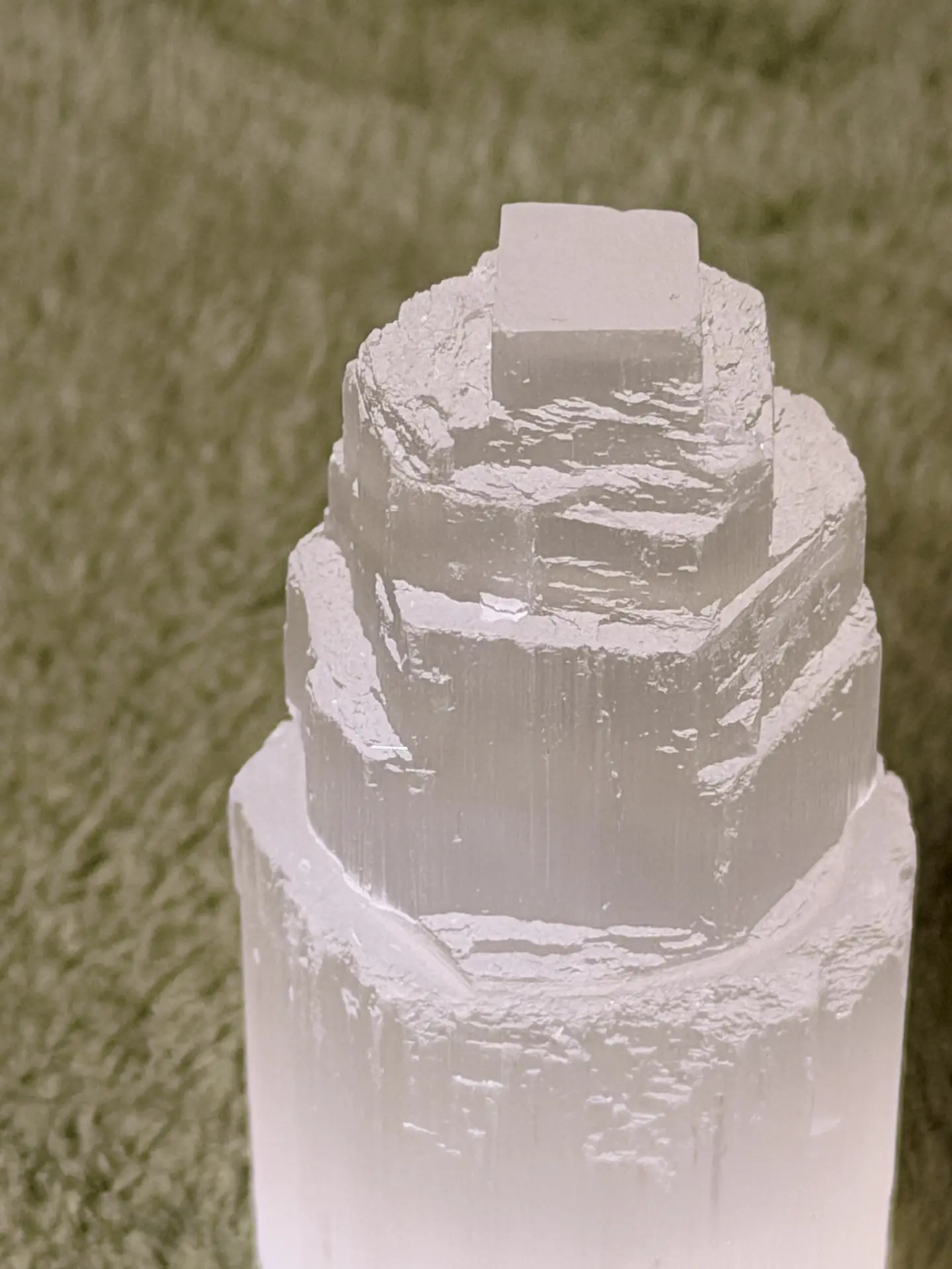 Torre de Selenite 5 cm – Limpeza Energética da Casa 3