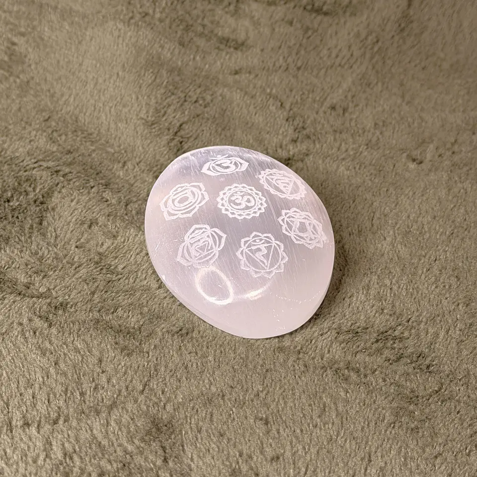 Pedra de Selenite 7 Chakras – Meditação e Calma 1