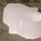 Porta-Velas de Selenite Mão de Fátima – Proteção Contra Inveja - Thumbnail 2