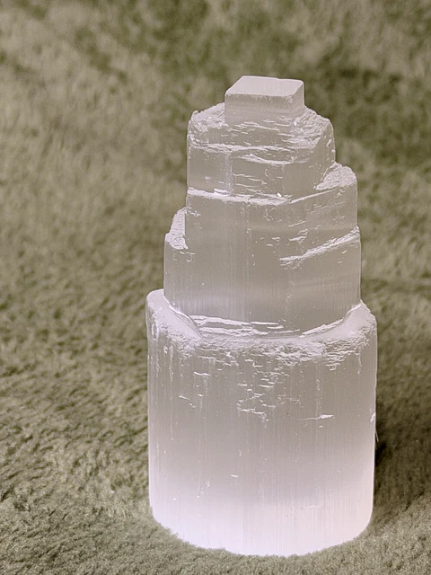 Torre de Selenite 10cm – Limpeza Energética da Casa