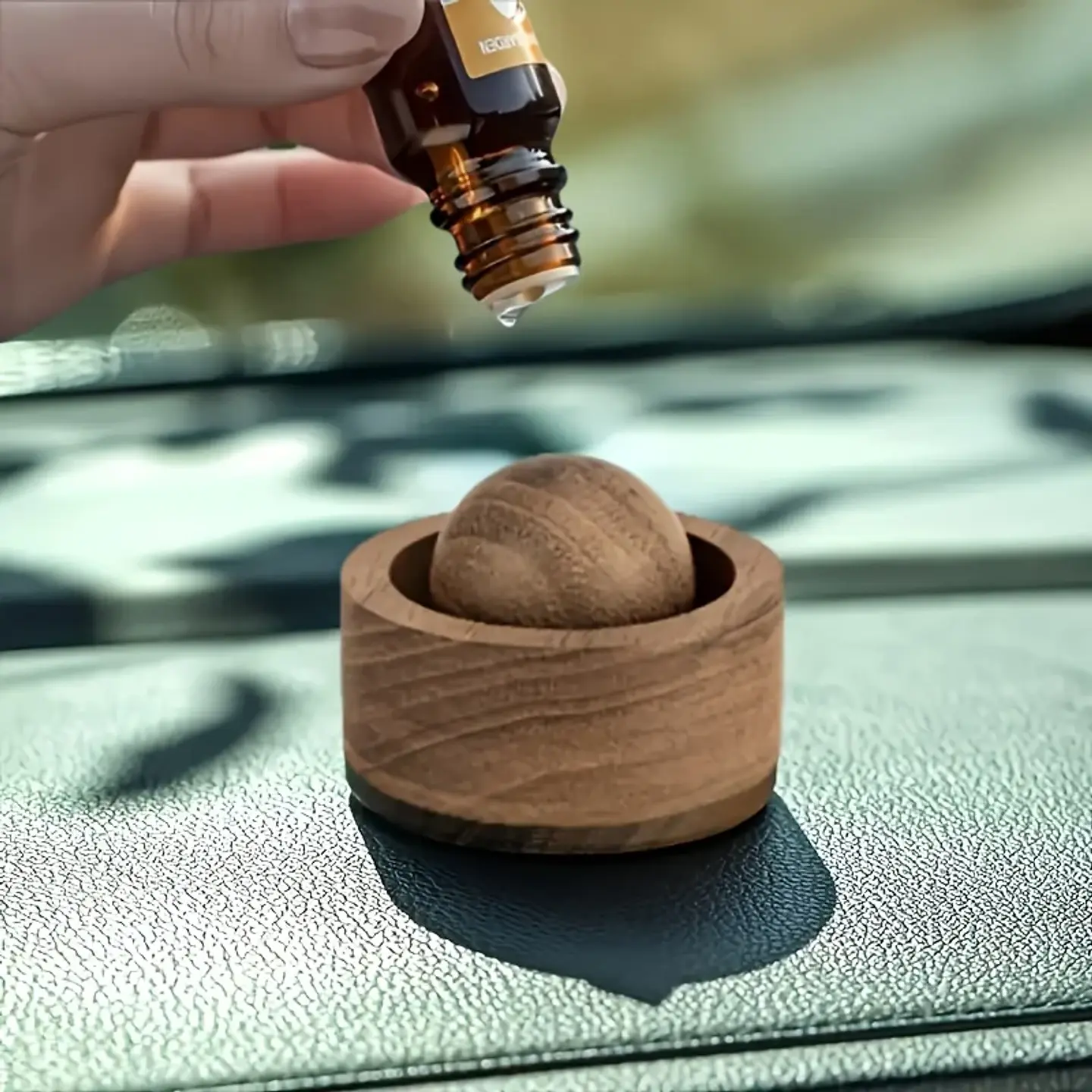 Mini difusor de Óleos Essencias em Madeira 3