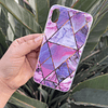 Diseños hexagonales iPhone XR 2