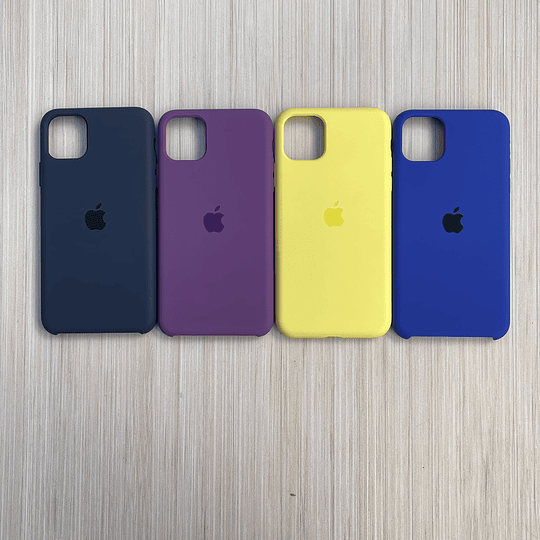 Carcasa tipo original logo iPhone 11 pro MAX No. 5