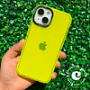 Carcasa transparente color iPhone 15