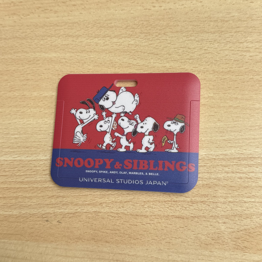 Portacredencial horizontal snoopy