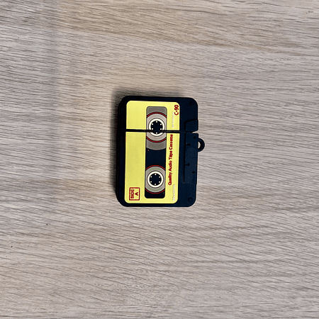 Funda airpods gen. 1 y 2 diseño “Cassette”