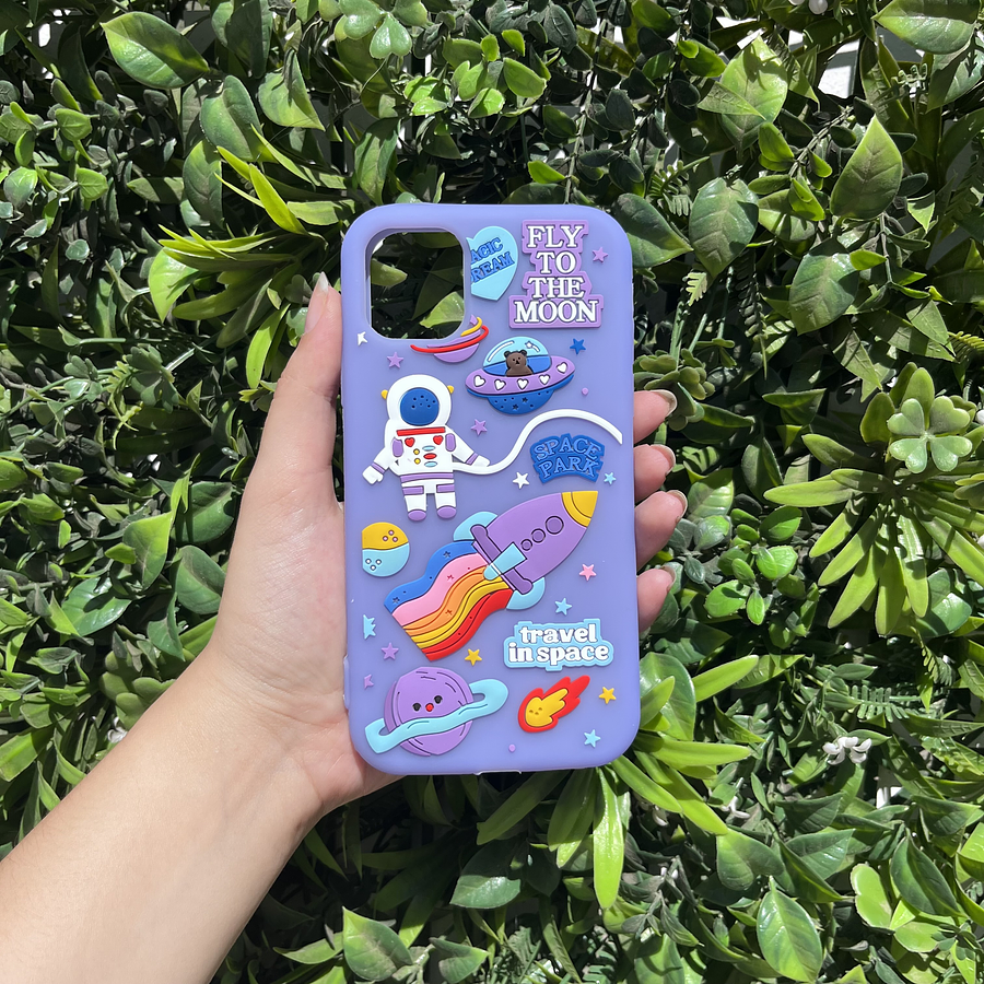 Carcasa Iphone 11 diseño Espacio morado