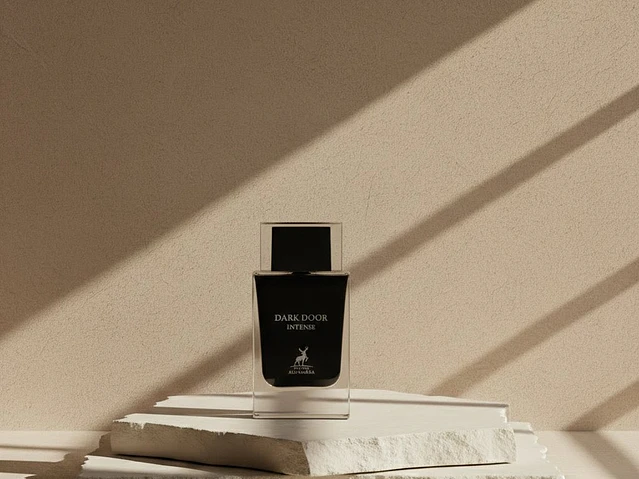 Maison Alhambra Dark Door Intense 1