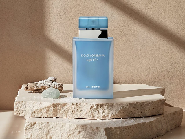 Dolce & Gabanna Light Blue Eau Intense 1