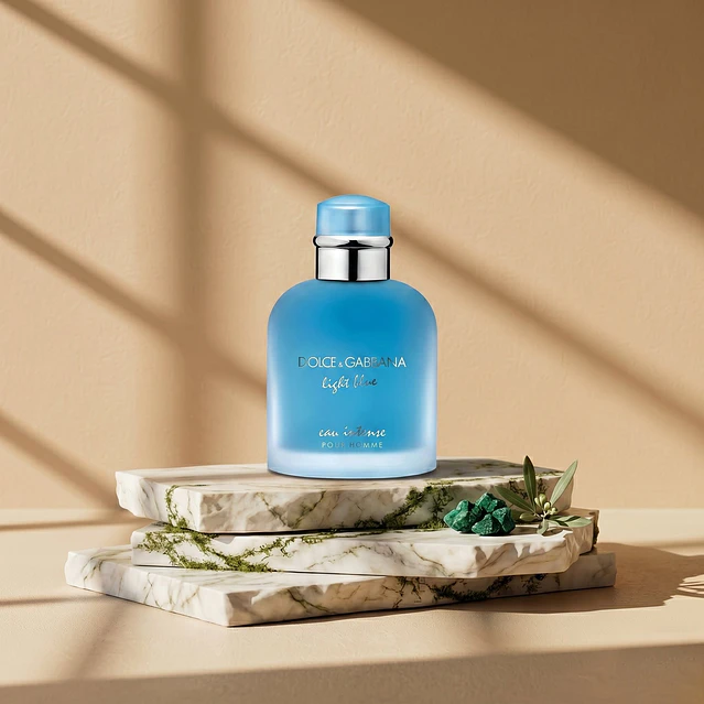 Dolce & Gabbana Light Blue Eau Intense pour Homme 1