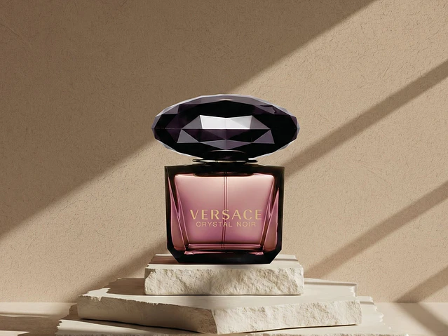 Versace Crystal Noir 1