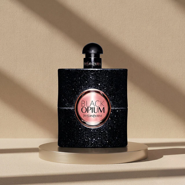 Yves Saint Laurent Black Opium 1