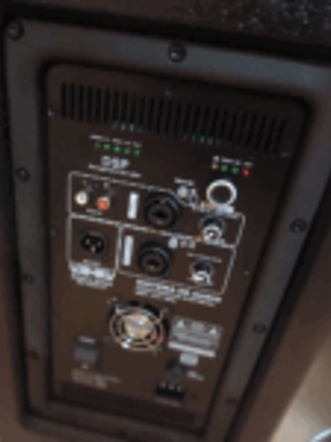 Vamav Nova 15 Caja Activa 15″ 450W RMS 3