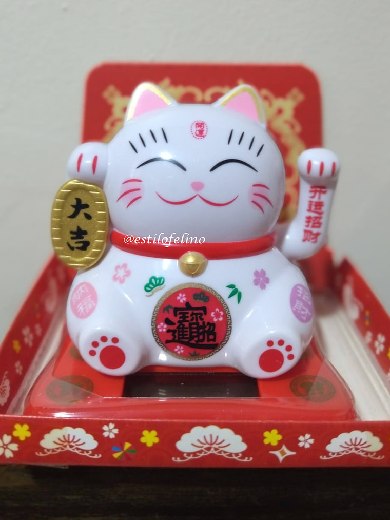 Gato de la suerte solar 3