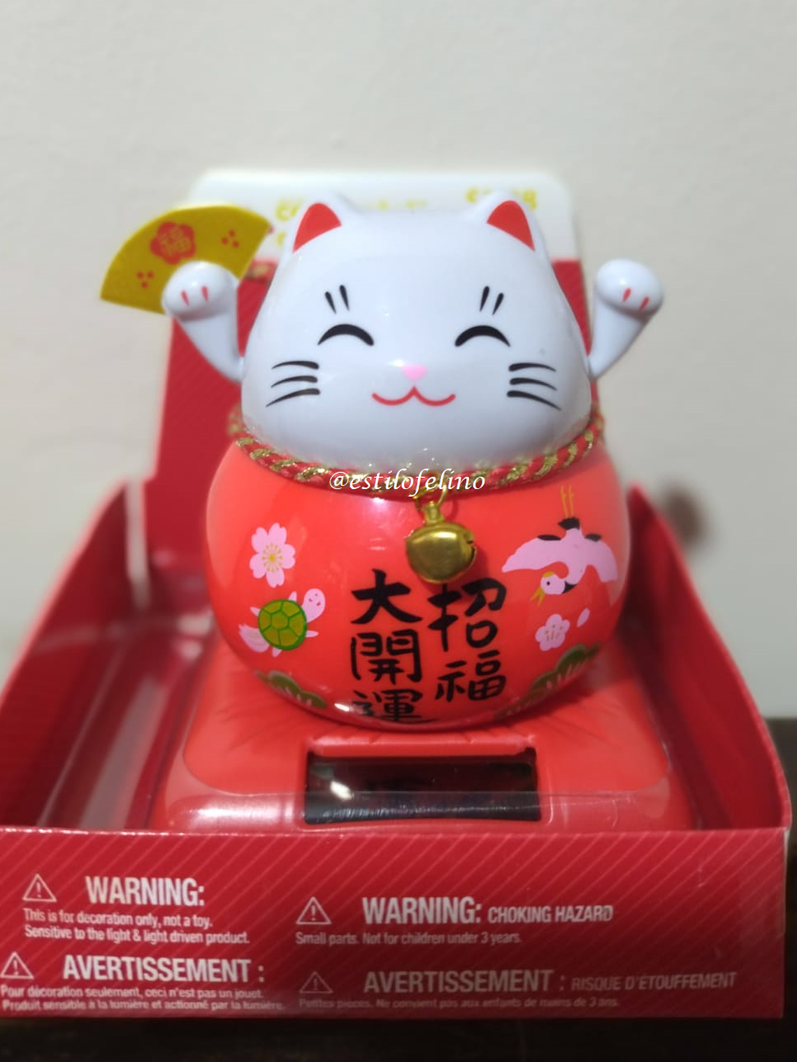 Gato de la suerte solar 5