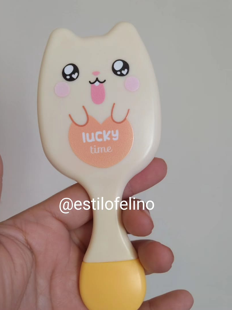 Cepillo pequeño con forma de gato 3