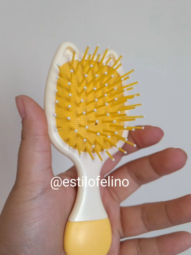 Cepillo pequeño con forma de gato 4