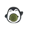 Pinguino con bola de catnip 