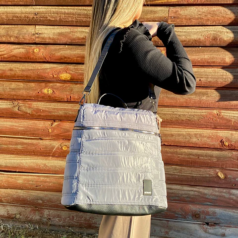 Mochila y Bolso Puff gris (capacidad Pc 15