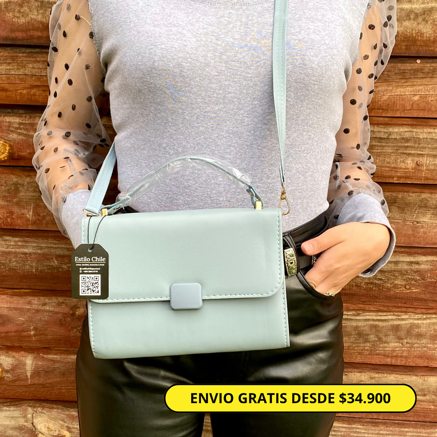 Cartera minimalista celeste pastel 2