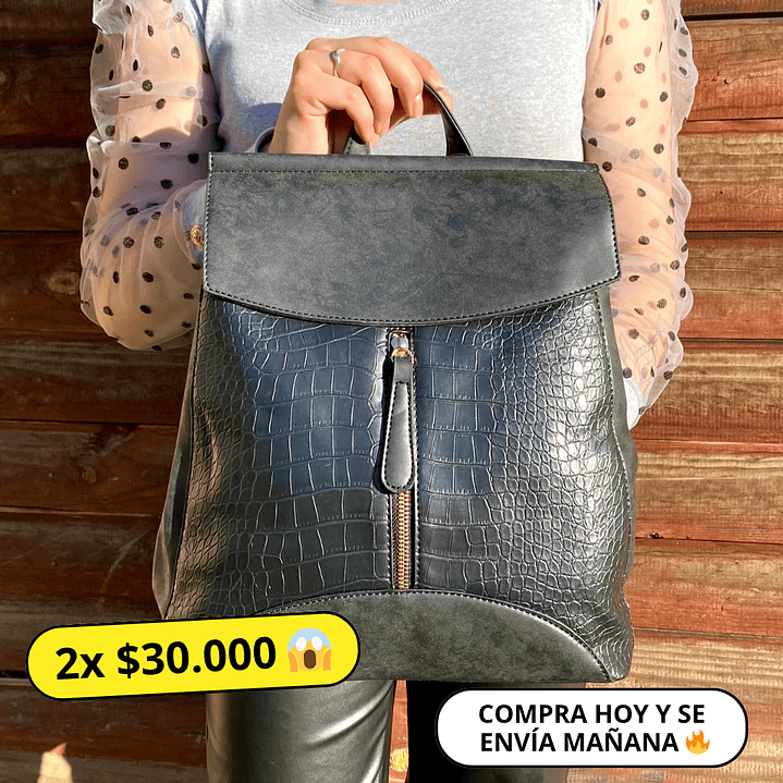 Mochila y Cartera Eco Cuero Negra 1