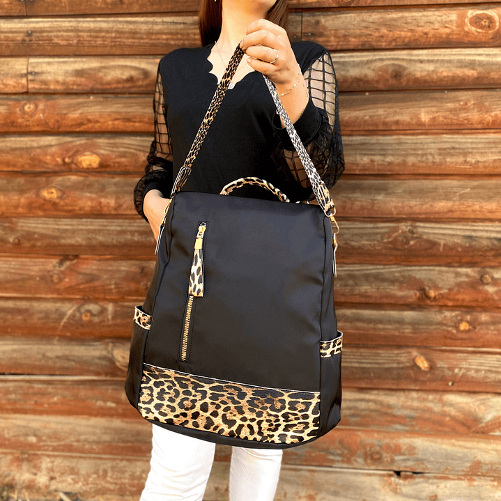 Mochila y Cartera Animal Print Negra antirrobo 2