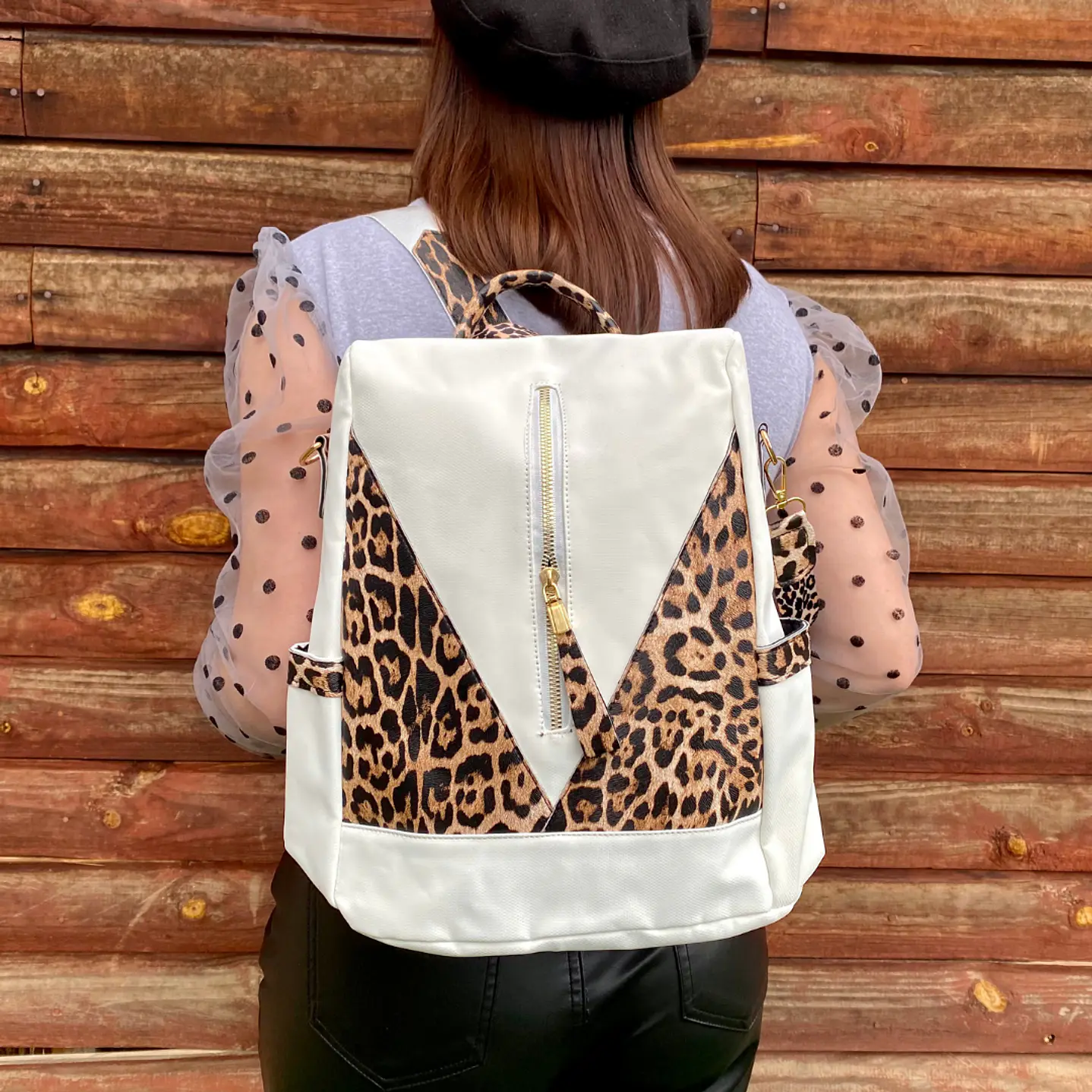 Mochila y Cartera Animal Print Blanca Antirrobo 3