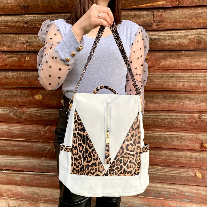 Mochila y Cartera Animal Print Blanca Antirrobo 4