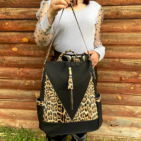 Mochila y Cartera Antirrobo Animal Print Negra 3