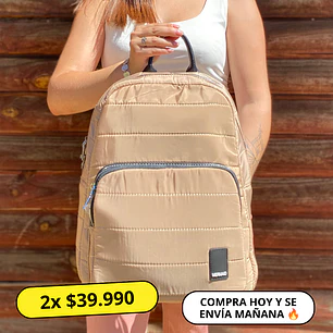 Mochila Puff Beige (capacidad pc 14
