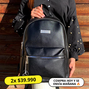 Mochila Impermeable Negra (Capacidad Pc 15