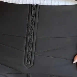 Pantalón Flare Prada Lipo Modelador con Cierre