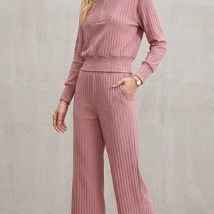 Conjunto de dos piezas para viajar , teletrabajo, hacer compras muy versatil  – Rosa Palo