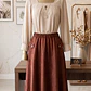 BLUSA  FORMAL CON PLIEGUES Y GOTA - Miniatura 2