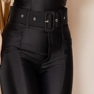 Pantalón Flare Prada Lipo Modelador con Cinturón 