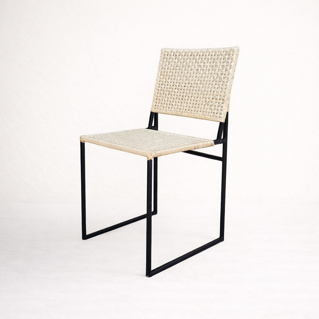 Silla de mimbre tejido especial 1