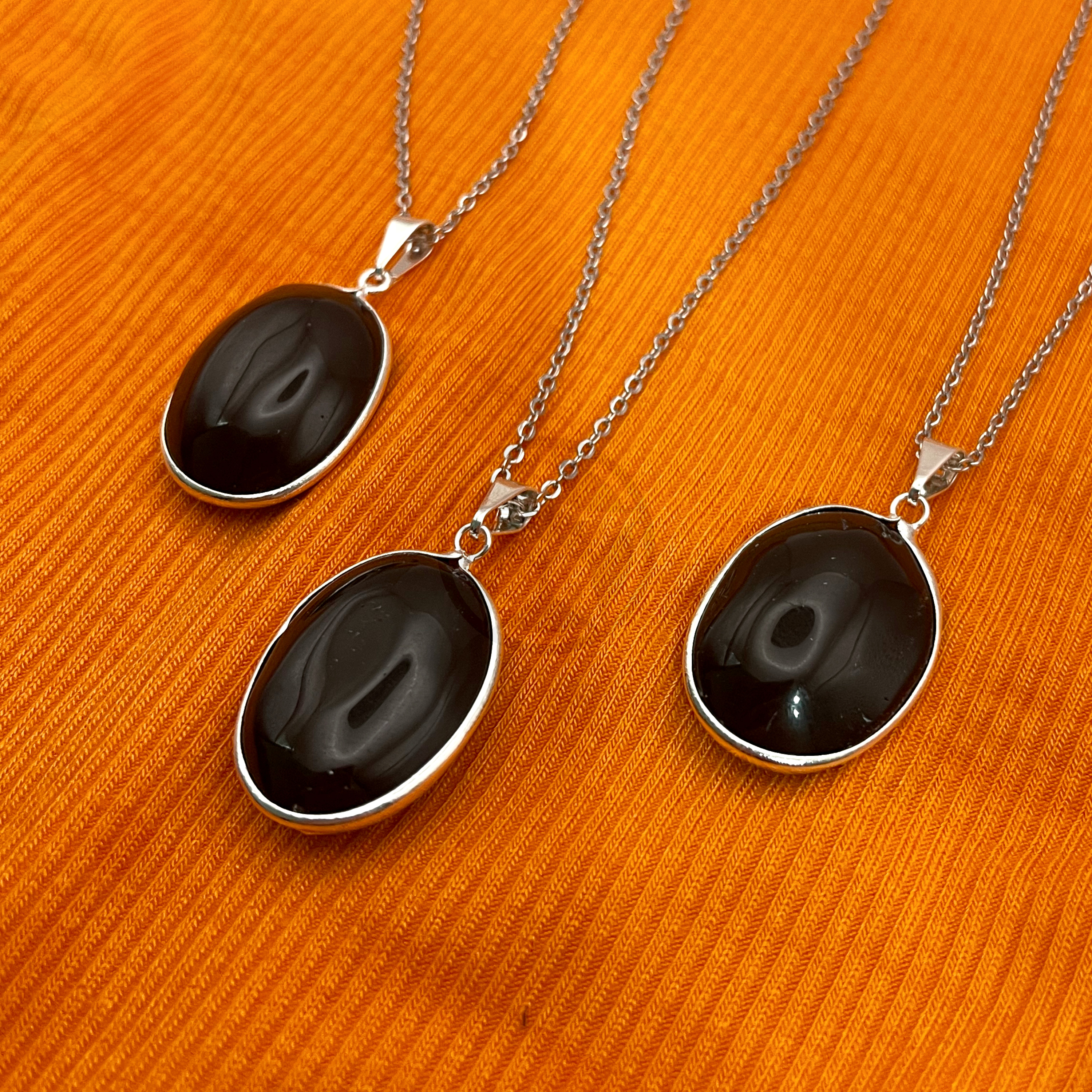 Dije Obsidiana Negra Ovalo Con Virola 1