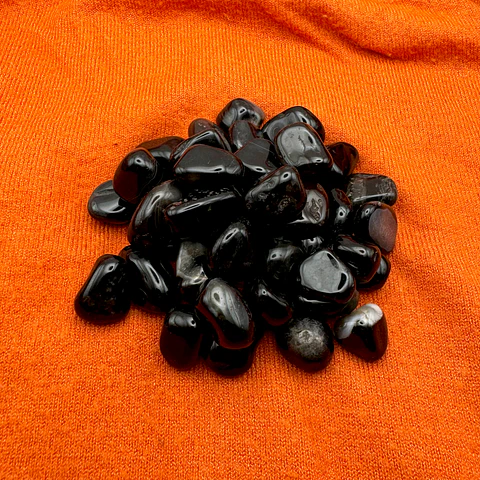 Piedra Ágata Negra Rolada 100 Gramos