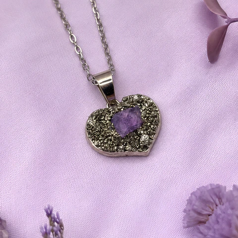 Collar Corazón De Prosperidad Amatista Pirita