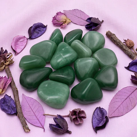 Piedra Cuarzo Verde Rolado