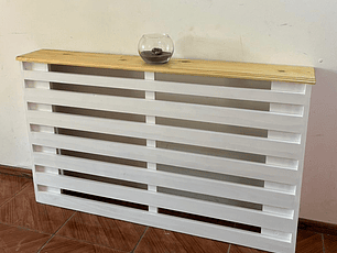 Arrimo de madera ideal para esconder calefacción o aire acondicionado 