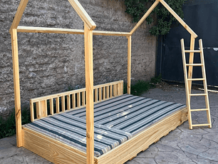 Cama infantil estilo montessori 