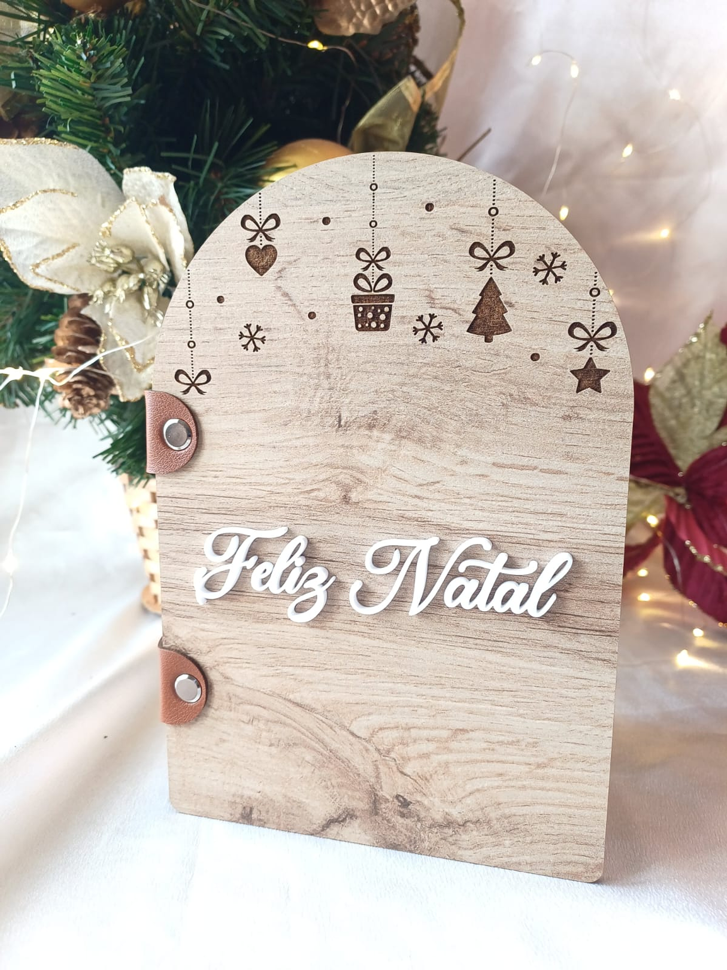 Moldura Livro em Madeira e Acrílico 1