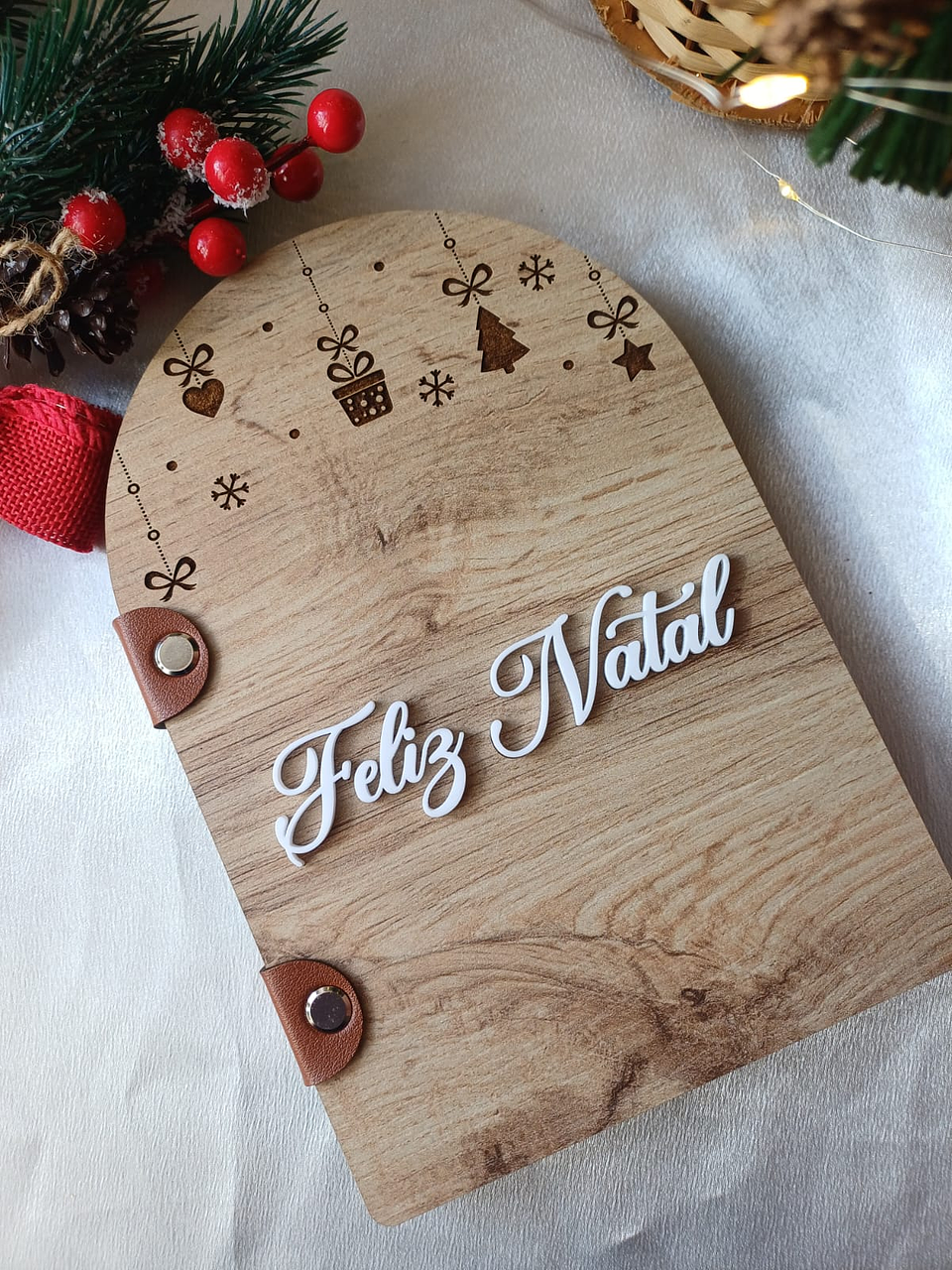 Moldura Livro em Madeira e Acrílico 3